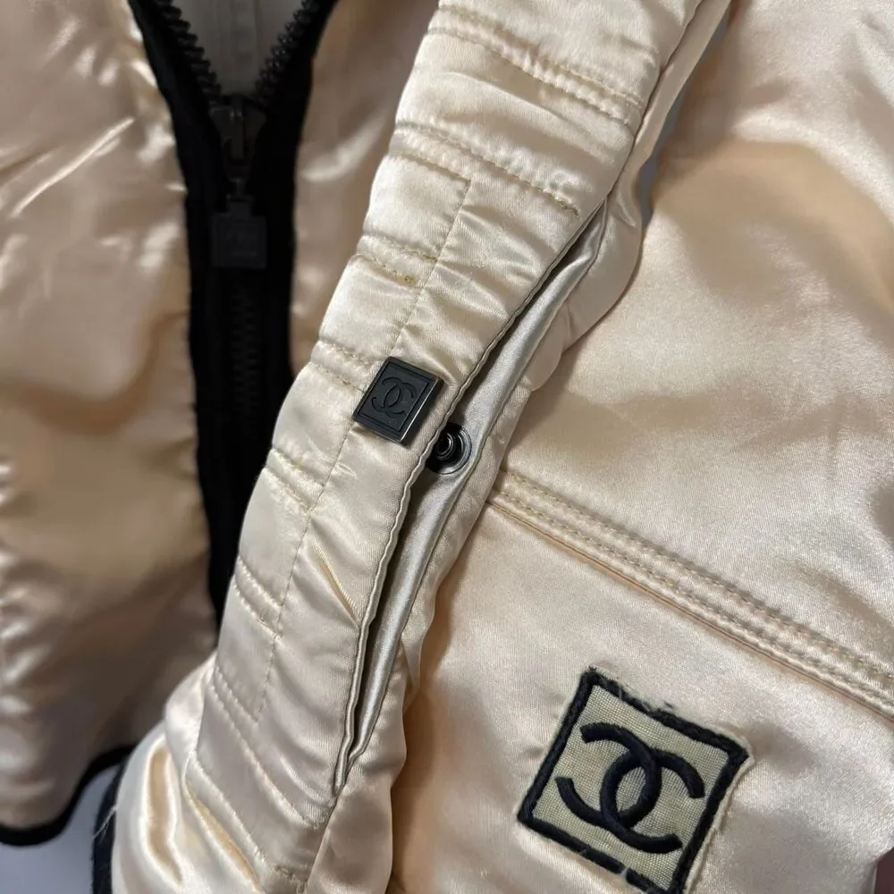 Chanel Women's Cream and Gold Jacket